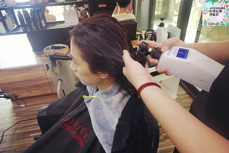 美髮台中-走進【VS. HAIR】從媽媽變回少女,台中逢甲染髮,燙髮 ,髮型設計推薦