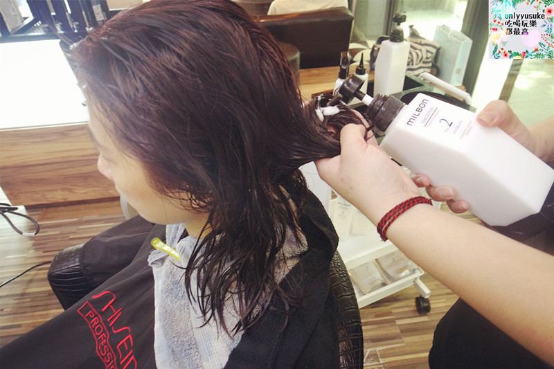 美髮台中-走進【VS. HAIR】從媽媽變回少女,台中逢甲染髮,燙髮 ,髮型設計推薦