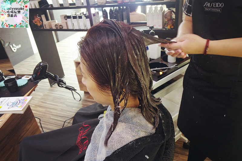 美髮台中-走進【VS. HAIR】從媽媽變回少女,台中逢甲染髮,燙髮 ,髮型設計推薦