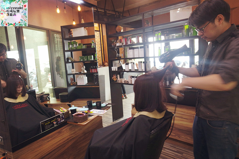 美髮台中-走進【VS. HAIR】從媽媽變回少女,台中逢甲染髮,燙髮 ,髮型設計推薦