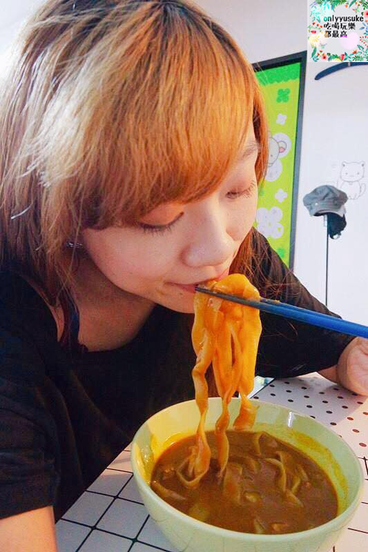 FoOd宅配美食【旭家好食光】好吃的蒟蒻麵料理，ISO認證方便又省時的即食調理包