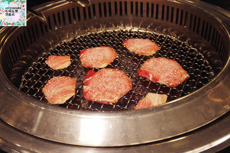 FoOd桃園[御燒原味無煙燒烤]頂級又美味的吃到飽饗宴，海鮮肉品超澎拜