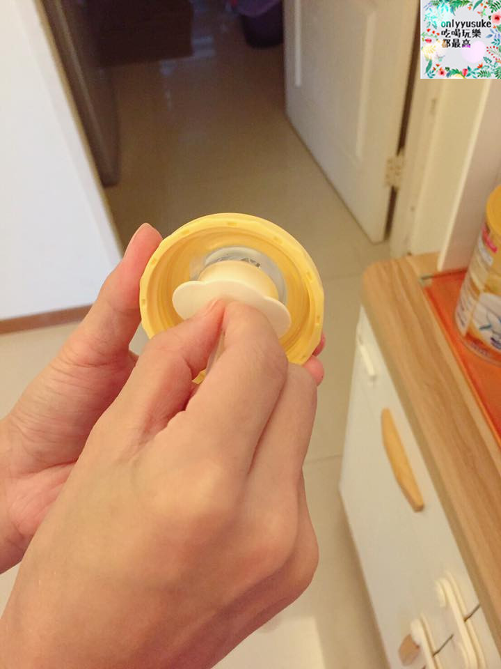 【小獅王辛巴母乳記憶超柔防脹氣奶嘴】日本食品級PPSU自動把手雙凹奶瓶