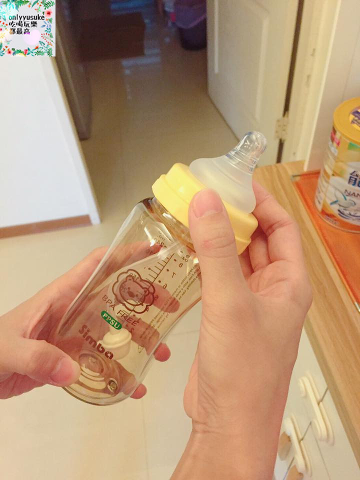 【小獅王辛巴母乳記憶超柔防脹氣奶嘴】日本食品級PPSU自動把手雙凹奶瓶