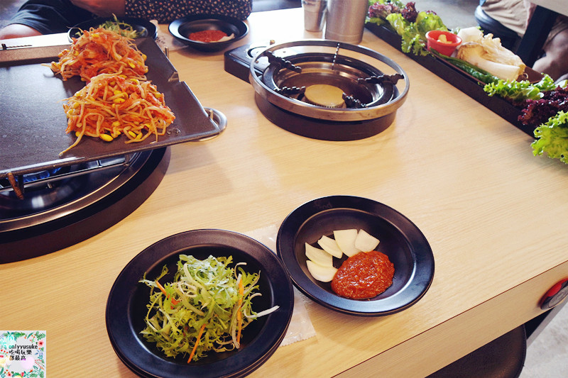 FOOD桃園【韓國第一品牌八色烤肉桃園二號店】桌烤,多口味厚實五花肉滿足想大口吃肉的慾望