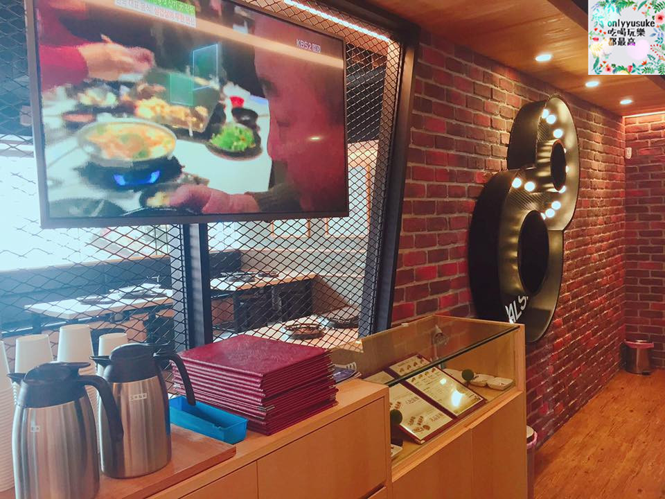 FOOD桃園【韓國第一品牌八色烤肉桃園二號店】桌烤,多口味厚實五花肉滿足想大口吃肉的慾望