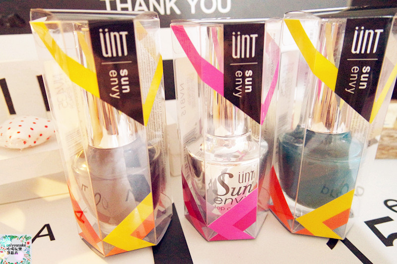 【UNT】帶來秋冬色彩太陽感-光指彩釉双面維納斯 Venus in the cities