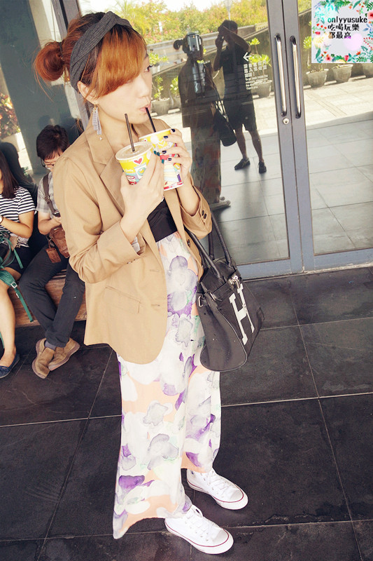 【UNT】帶來秋冬色彩太陽感-光指彩釉双面維納斯 Venus in the cities