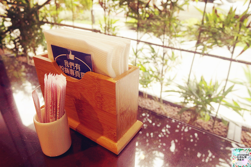 FoOd桃園【弼園春私房麵老菜館】復古店面古風濃情,美味的桃園川菜聚餐餐廳