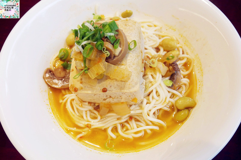 FoOd桃園【弼園春私房麵老菜館】復古店面古風濃情,美味的桃園川菜聚餐餐廳