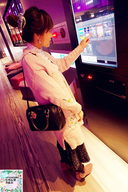 【Robin May愛戀鎖心-蜜糖波士頓包】台灣嚴選質感時尚包,好穿搭,多背法