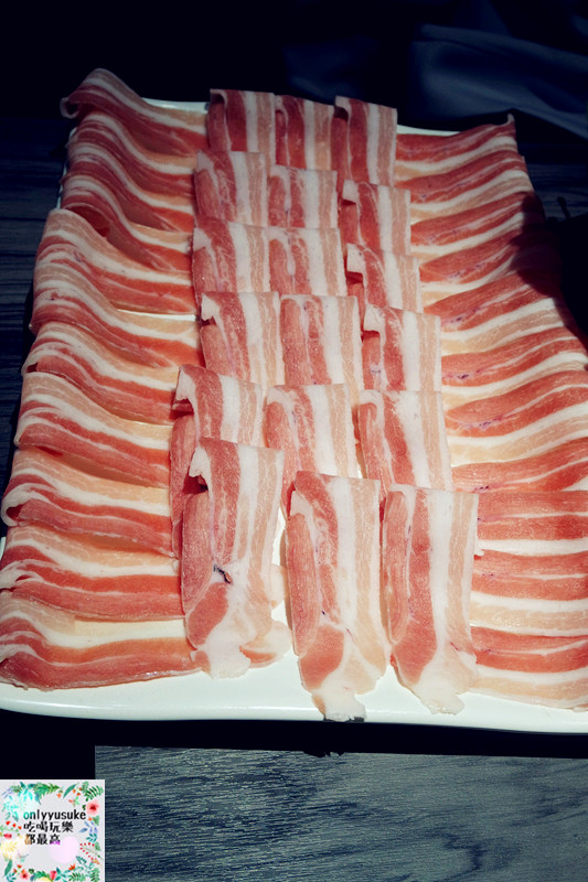 桃園火鍋【圓味涮涮鍋】比吃到飽還要飽的份量滿滿,新鮮肉片,手工火鍋料