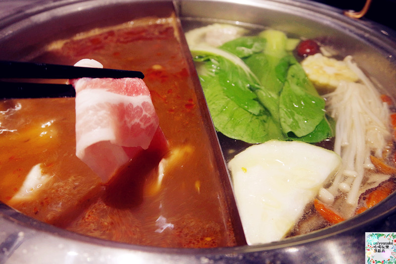 桃園火鍋【圓味涮涮鍋】比吃到飽還要飽的份量滿滿,新鮮肉片,手工火鍋料