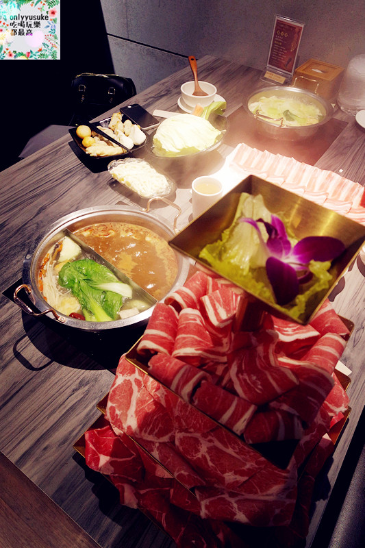 桃園火鍋【圓味涮涮鍋】比吃到飽還要飽的份量滿滿,新鮮肉片,手工火鍋料