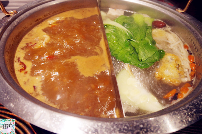 桃園火鍋【圓味涮涮鍋】比吃到飽還要飽的份量滿滿,新鮮肉片,手工火鍋料