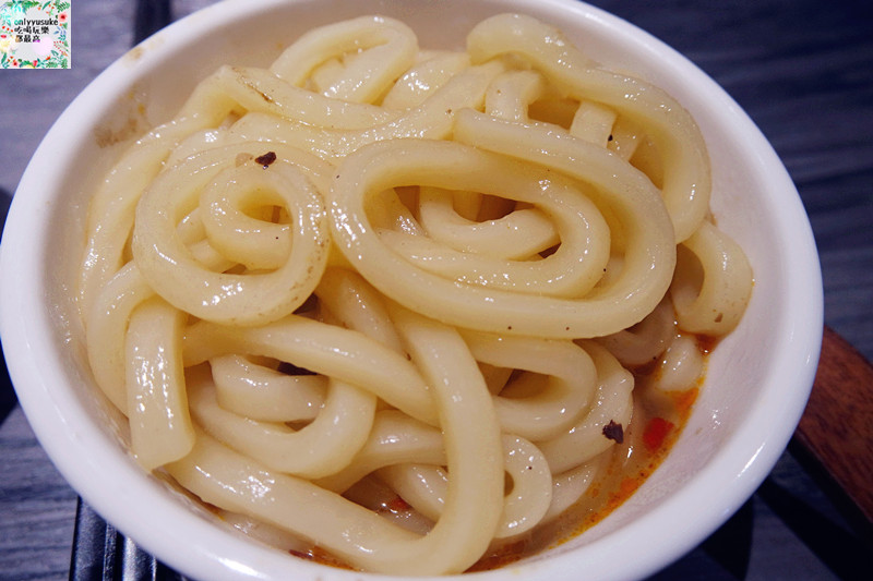 桃園火鍋【圓味涮涮鍋】比吃到飽還要飽的份量滿滿,新鮮肉片,手工火鍋料