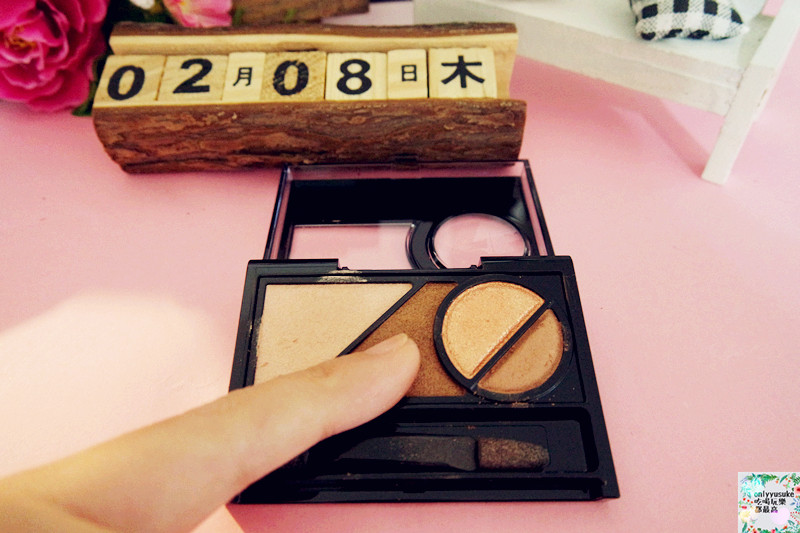 美妝分享【KATE微熏光暈眼影】一指畫圓輕鬆變圓潤立體大眼