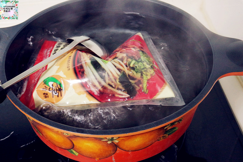 FoOd宅配美食【李排骨酥】雲林在地老字號品牌-軟Q古早味米糕&排骨酥湯絕佳組合