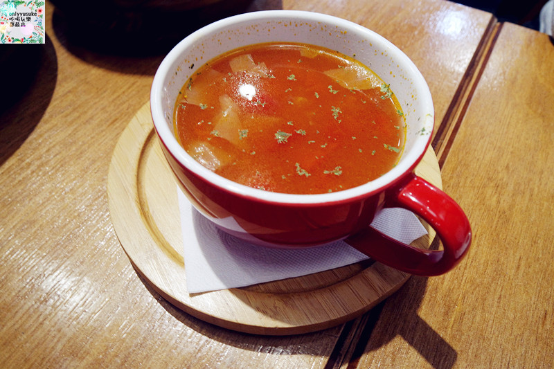 【CAMPUS CAFE-台中廣三SOGO店】大份量美式餐廳,休閒歡樂氛圍享受美味