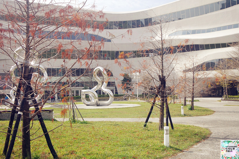(國內旅遊台中)【國立公共資訊圖書館】假日放鬆休閒的好去處,新年吸取新知,藝文展覽活動