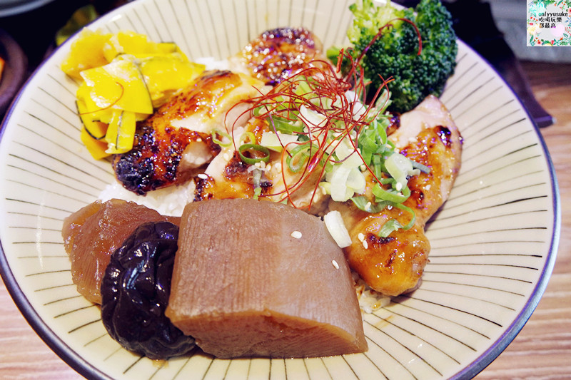 FoOd【千夜一夜干丼飯】桃園丼飯一夜干專門店,必吃的丼飯和一夜干,必喝超特別鹽麴魚片湯