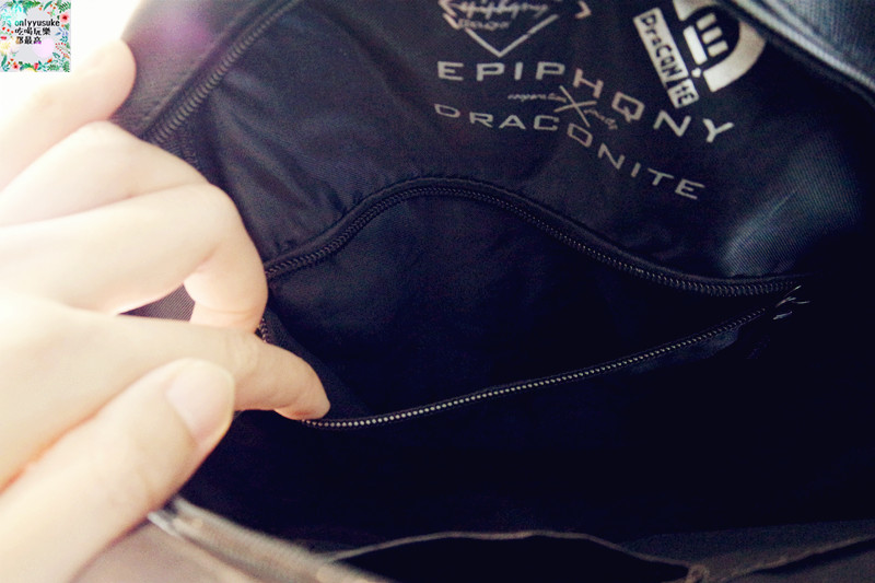 美包分享♥【HC STORE防水後背包】夢幻渲染美觀大方實用,日常也活潑亮麗的穿搭配件