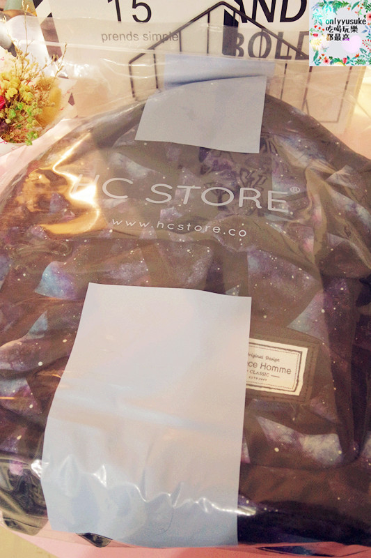 美包分享♥【HC STORE防水後背包】夢幻渲染美觀大方實用,日常也活潑亮麗的穿搭配件