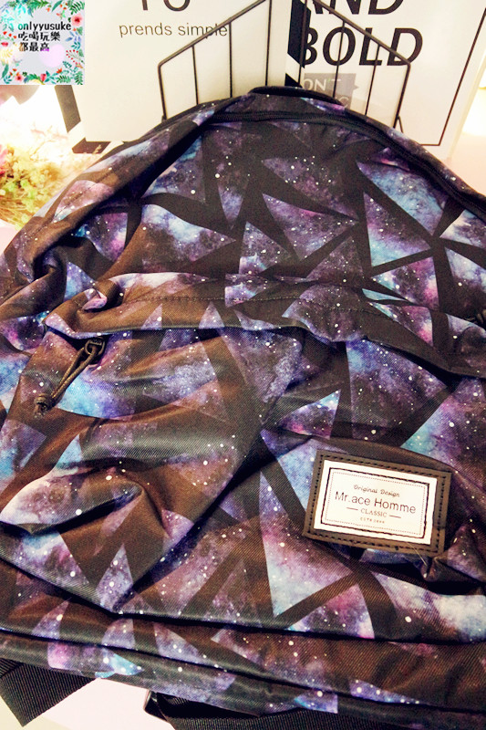 美包分享♥【HC STORE防水後背包】夢幻渲染美觀大方實用,日常也活潑亮麗的穿搭配件