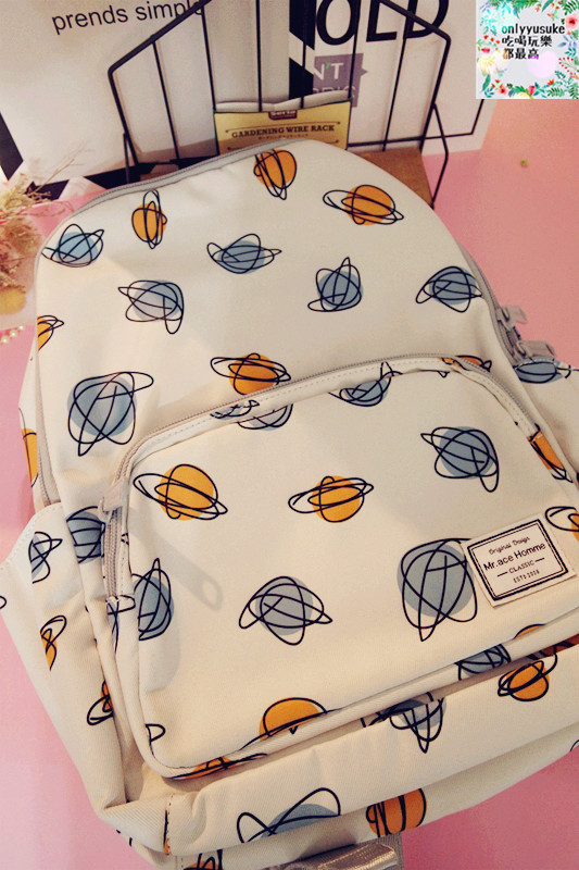 美包分享♥【HC STORE防水後背包】夢幻渲染美觀大方實用,日常也活潑亮麗的穿搭配件