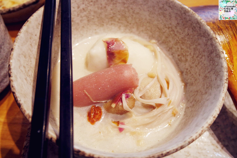 桃園美食中壢火鍋【柚鍋物】夢幻玫瑰牛奶鍋,清爽沾醬,滿足味蕾也是視覺享受