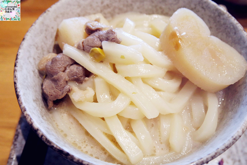 桃園美食中壢火鍋【柚鍋物】夢幻玫瑰牛奶鍋,清爽沾醬,滿足味蕾也是視覺享受