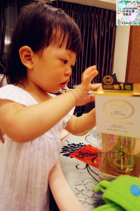 【小獅王辛巴桃樂絲心願PPSU自動把手寬口雙凹中奶瓶】媽咪童心造夢