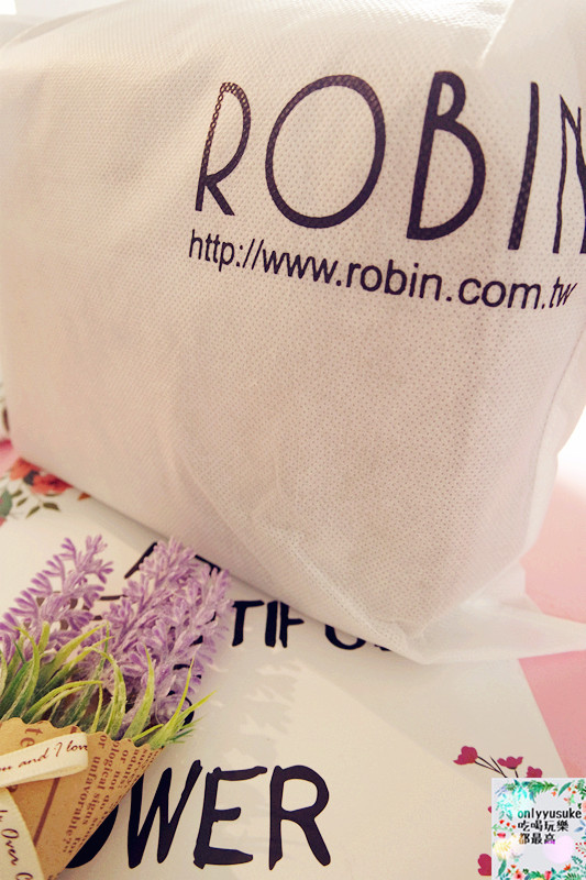 【Robin May茉莉貝兒】方便又輕巧可愛,隨身鏡居然是零錢包,超貼心設計