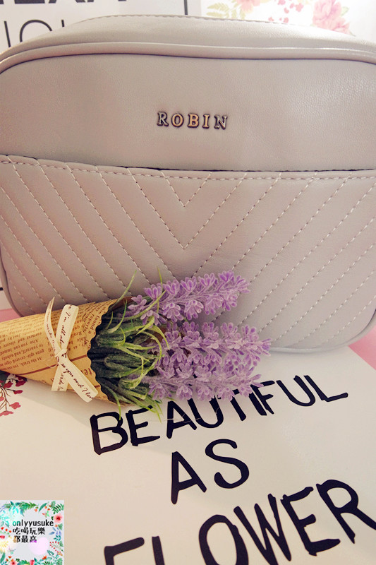 【Robin May茉莉貝兒】方便又輕巧可愛,隨身鏡居然是零錢包,超貼心設計