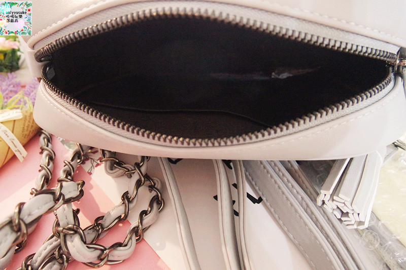 【Robin May茉莉貝兒】方便又輕巧可愛,隨身鏡居然是零錢包,超貼心設計