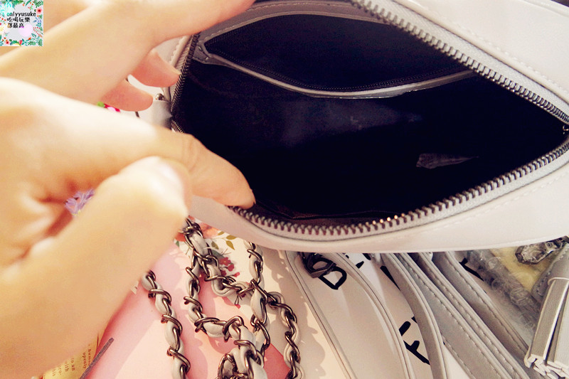 【Robin May茉莉貝兒】方便又輕巧可愛,隨身鏡居然是零錢包,超貼心設計