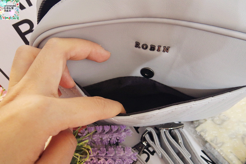 【Robin May茉莉貝兒】方便又輕巧可愛,隨身鏡居然是零錢包,超貼心設計