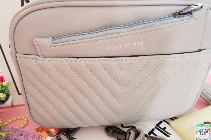 【Robin May茉莉貝兒】方便又輕巧可愛,隨身鏡居然是零錢包,超貼心設計
