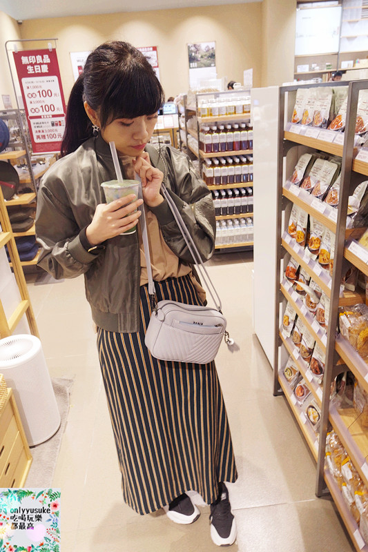 【Robin May茉莉貝兒】方便又輕巧可愛,隨身鏡居然是零錢包,超貼心設計