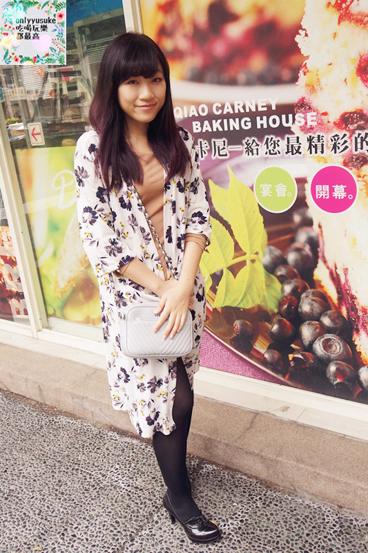 【Robin May茉莉貝兒】方便又輕巧可愛,隨身鏡居然是零錢包,超貼心設計