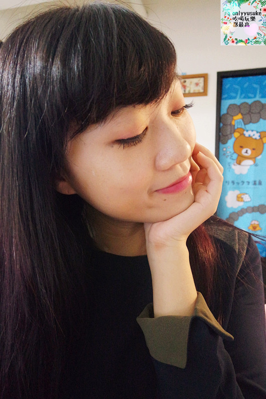 美妝分享【THREE天使煥采精萃粉底】自帶補光神器般的夢幻胖胖瓶,粉底同時也是精華液