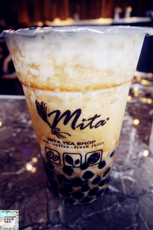 FoOd桃園美食【米塔黑糖飲品專賣中壢sogo店】黃色黑糖旋風席捲而來,最夯的黑糖飲品