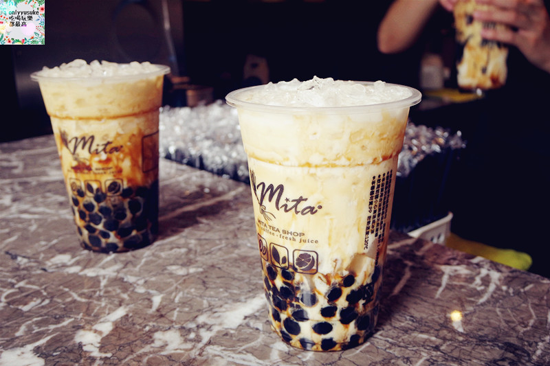 FoOd桃園美食【米塔黑糖飲品專賣中壢sogo店】黃色黑糖旋風席捲而來,最夯的黑糖飲品