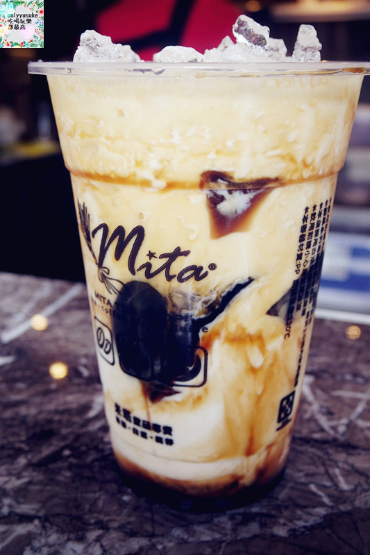 FoOd桃園美食【米塔黑糖飲品專賣中壢sogo店】黃色黑糖旋風席捲而來,最夯的黑糖飲品