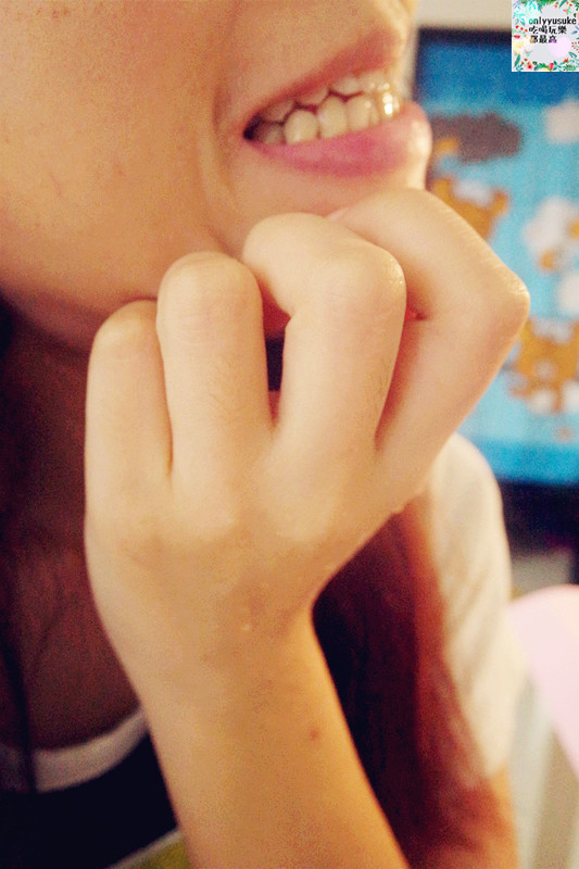 保養分享【WHITE-T8天牙齒全亮速效療程以及藍光亮白修護牙膏】在家也能簡單亮白牙齒