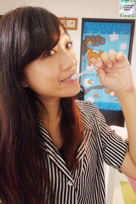 保養分享【WHITE-T8天牙齒全亮速效療程以及藍光亮白修護牙膏】在家也能簡單亮白牙齒