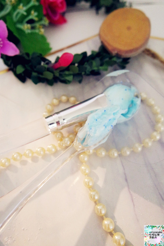 保養分享【WHITE-T8天牙齒全亮速效療程以及藍光亮白修護牙膏】在家也能簡單亮白牙齒