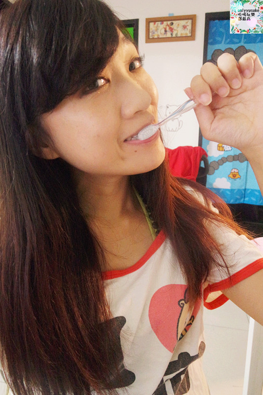 保養分享【WHITE-T8天牙齒全亮速效療程以及藍光亮白修護牙膏】在家也能簡單亮白牙齒