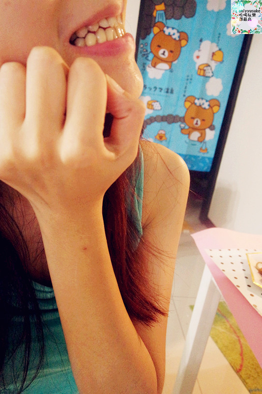 保養分享【WHITE-T8天牙齒全亮速效療程以及藍光亮白修護牙膏】在家也能簡單亮白牙齒