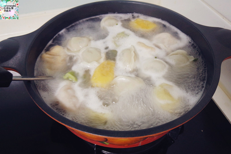 宅配美食【KAWA巧活食品】水餃美味,素食水餃塔香杏鮑菇彈牙上癮